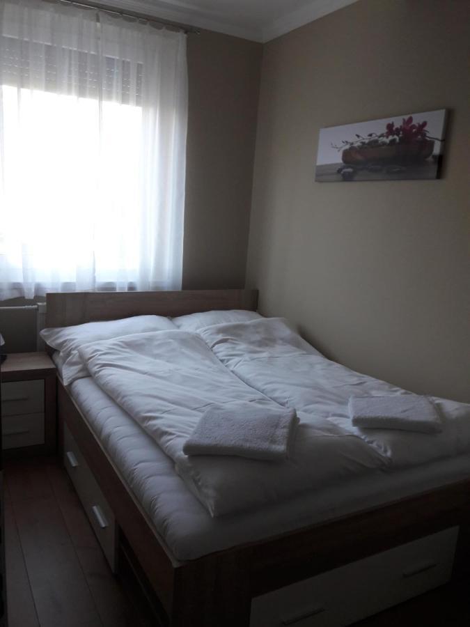 Studio+19 Apartman Kazincbarcika Exterior photo