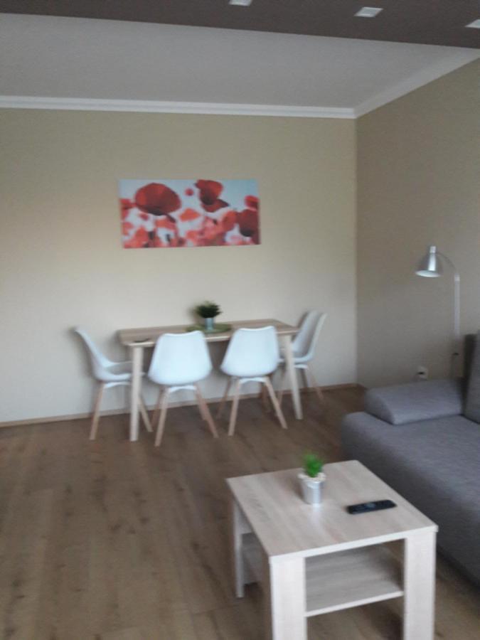 Studio+19 Apartman Kazincbarcika Exterior photo